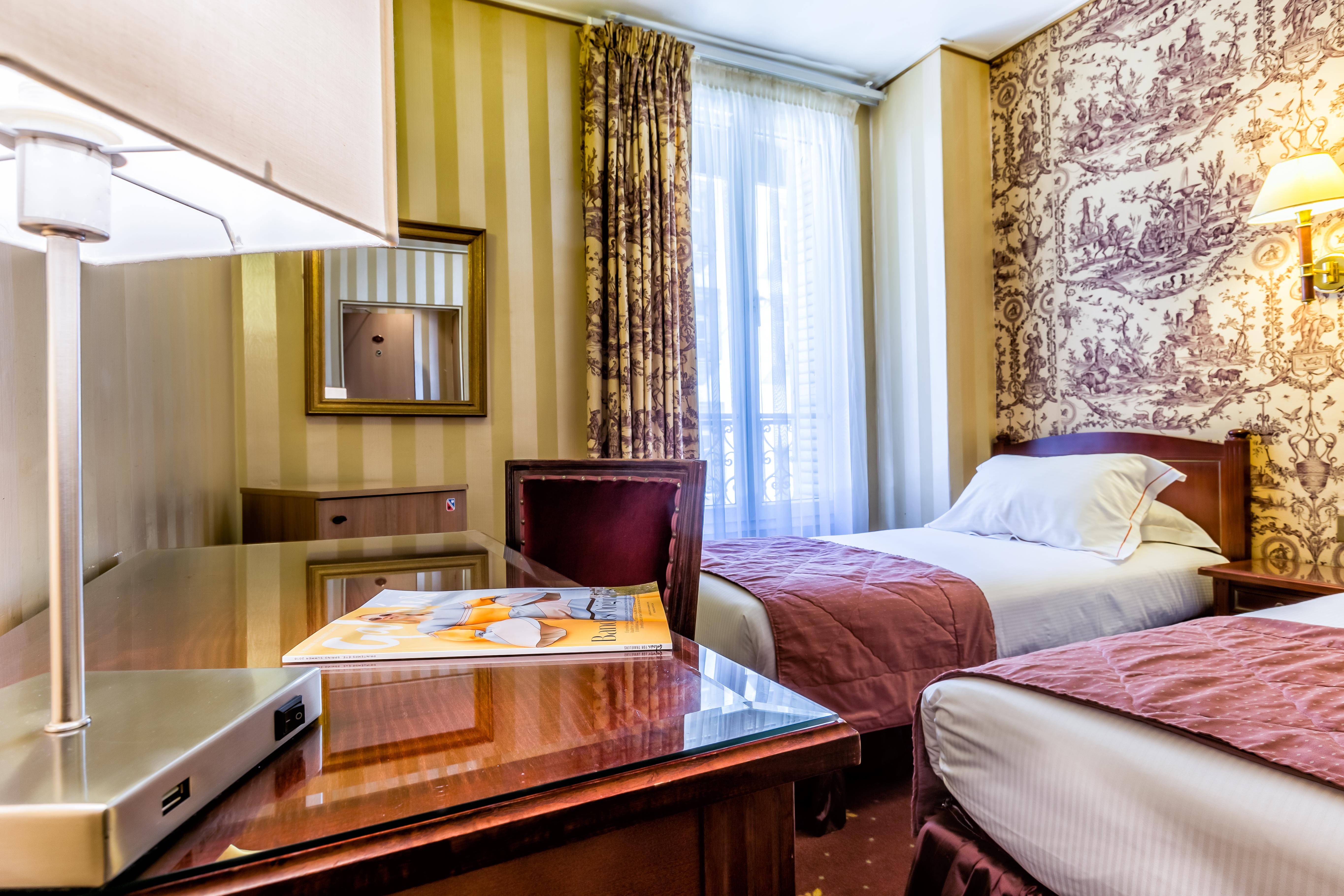 Hotel Regence Paris Exterior photo